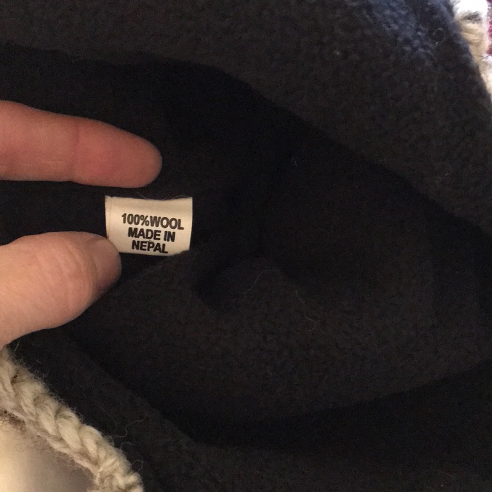 Beanie - Picture 4 of 4